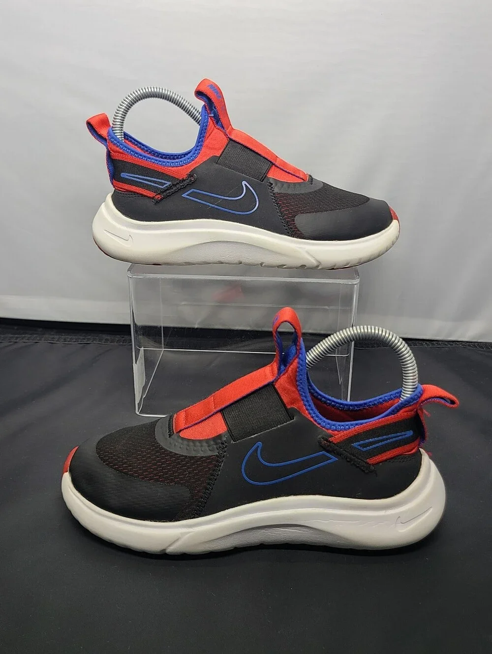 Nike Flex Plus Running Shoes Black Red Blue CW7415-001 kids Size 4Y